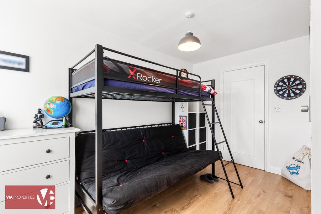 Bedroom 4 / ground floor