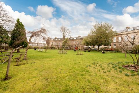 1 bedroom ground floor flat for sale, 19/1 Claremont Crescent, New Town, Edinburgh, EH7 4HX