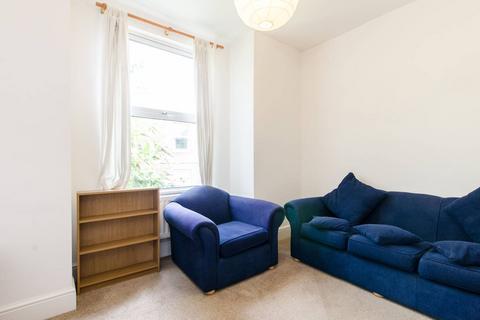 2 bedroom flat to rent, Bavent Road, Denmark Hill, London, SE5