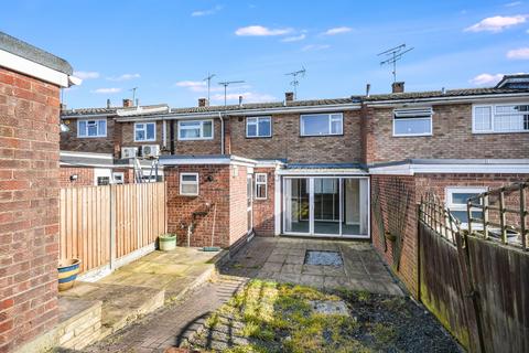 3 bedroom terraced house for sale, Barnard Road, Galleywood, Chelmsford