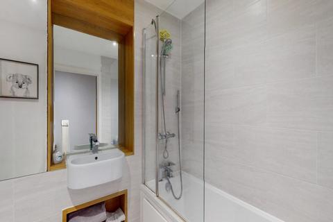 2 bedroom flat for sale, 270 Field End Road, Ruislip HA4