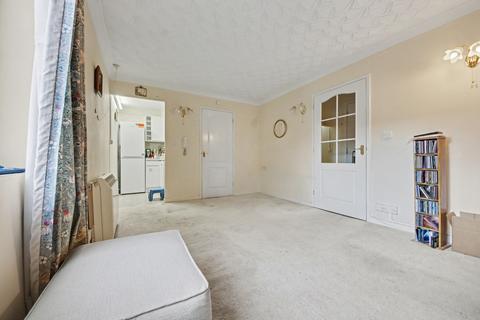 1 bedroom retirement property for sale, Mersham Gardens, Southampton SO18