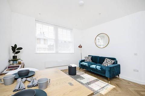2 bedroom flat to rent, Allitsen Road, St John's Wood, London, NW8
