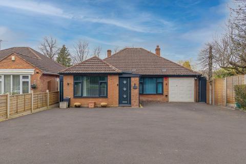 4 bedroom detached bungalow for sale, Earlswood Common, Solihull B94