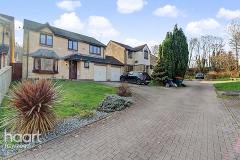 4 bedroom detached house for sale, Lavender Way, Newport