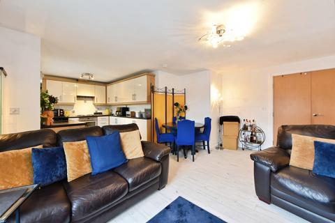 2 bedroom apartment for sale, The Links, Greater Manchester SK14