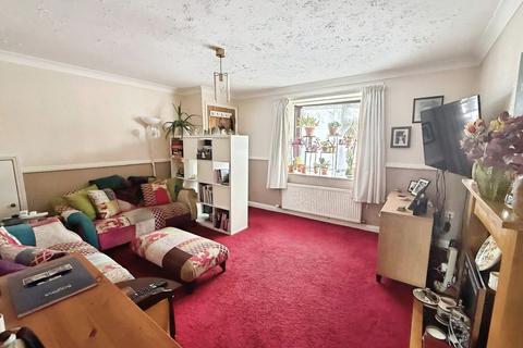 3 bedroom semi-detached house for sale, Larkhill, Kidderminster, DY10