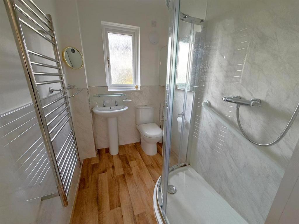 Shower room.jpg