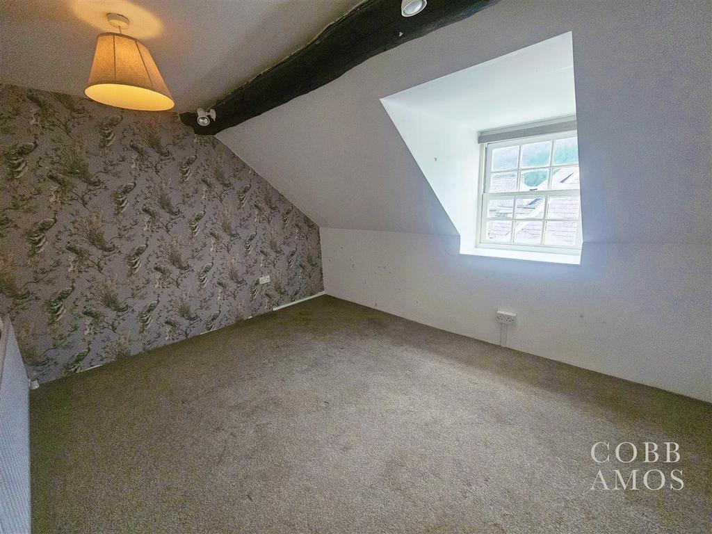 Bedroom 2.jpg