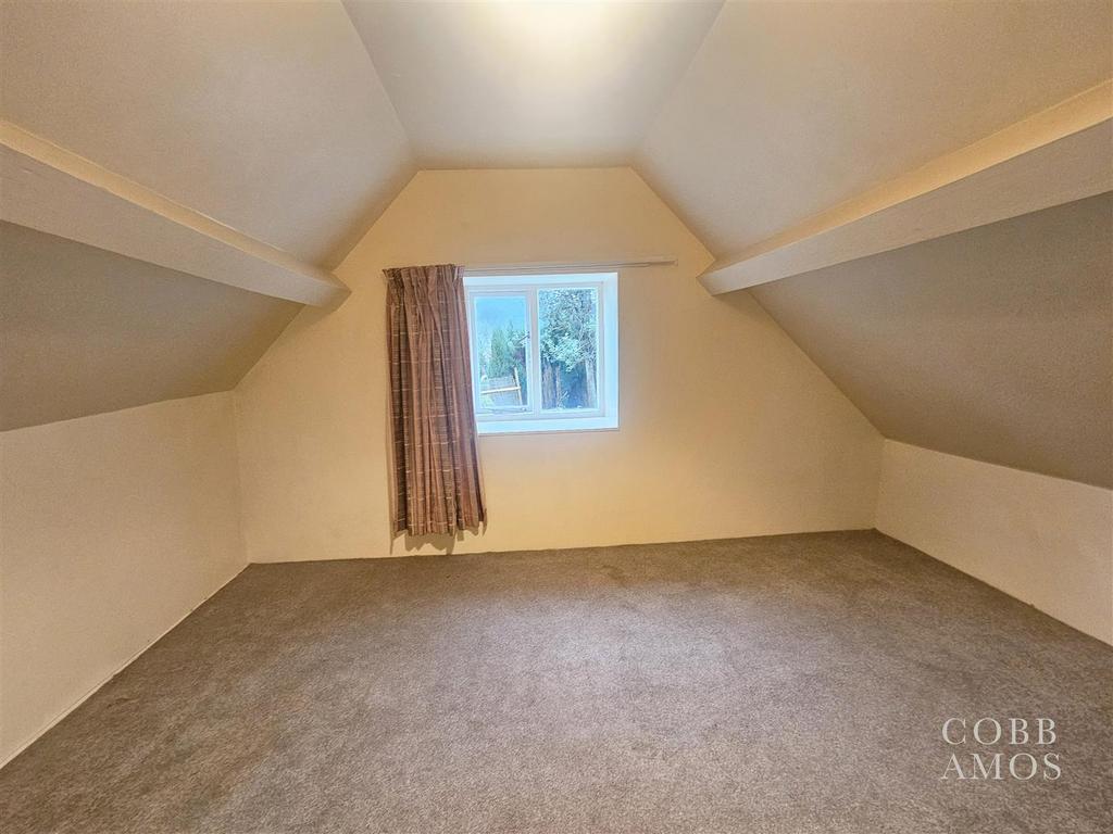 Bedroom 3a.jpg