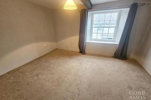 3 bedroom terraced house for sale, Market Street, Knighton