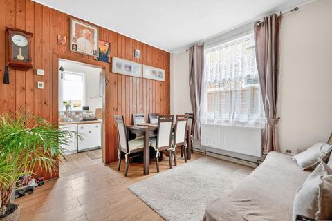2 bedroom maisonette for sale, Darwin Road, Ealing