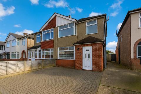3 bedroom semi-detached house for sale, Avondale Road, Ipswich