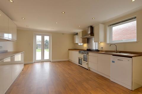 3 bedroom semi-detached house for sale, Avondale Road, Ipswich