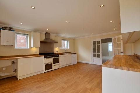 3 bedroom semi-detached house for sale, Avondale Road, Ipswich
