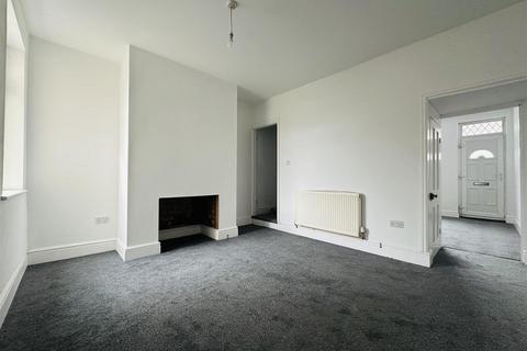3 bedroom house to rent, Newtown Road, Bedworth, CV12 8QD