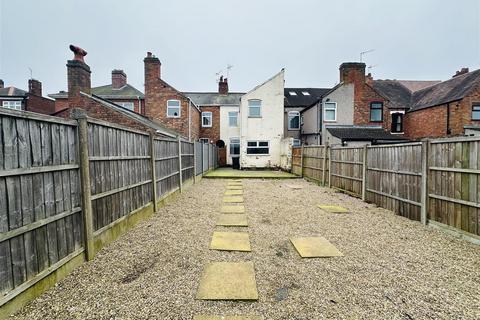 3 bedroom house to rent, Newtown Road, Bedworth, CV12 8QD