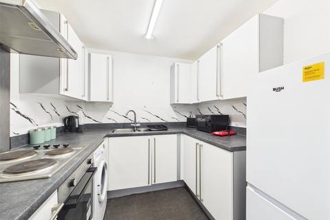 undefined, Longhorn Avenue, Gloucester, Gloucestershire, GL1