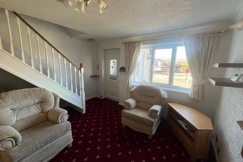 2 bedroom terraced house for sale, Kinder Avenue, Huddersfield HD4