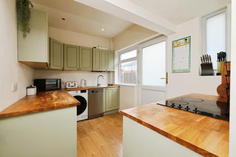 3 bedroom semi-detached house for sale, Burnholme Avenue, North Yorkshire YO31