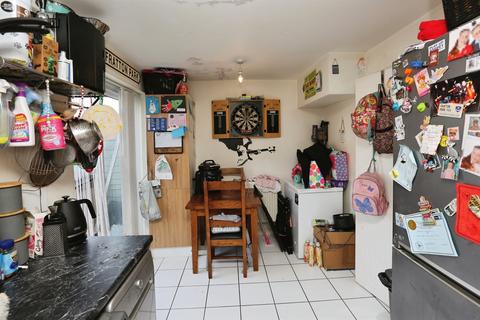2 bedroom terraced house for sale, Bolton Drive, Gosport