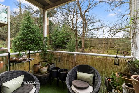 undefined, Hill View, Dorking