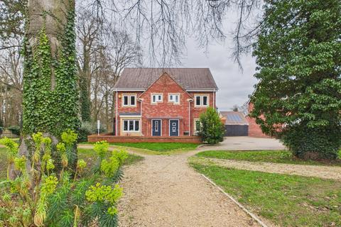 3 bedroom semi-detached house for sale, Trinity Circle, High Wycombe, Buckinghamshire, HP11 1FB