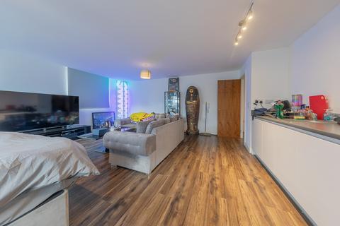 2 bedroom flat for sale, Waterfront West, Brierley Hill DY5
