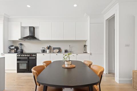 4 bedroom terraced house for sale, Eswyn Road, SW17