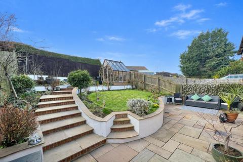 undefined, Kipling Way, Crook