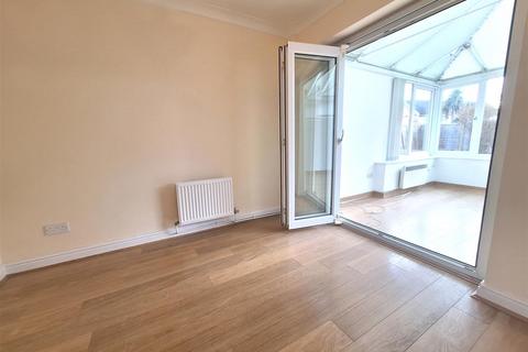undefined, Morton Place