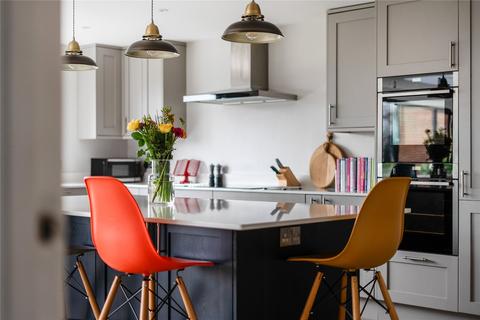4 bedroom detached house for sale, Courts Hill Road, Haslemere, Surrey, GU27