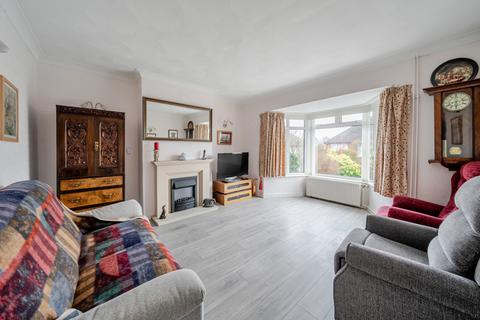 2 bedroom bungalow for sale, Headington Close, Maidenhead, Berkshire, SL6