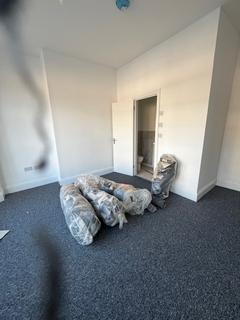 undefined, 31 Ashburnham Road, LU1 1JN