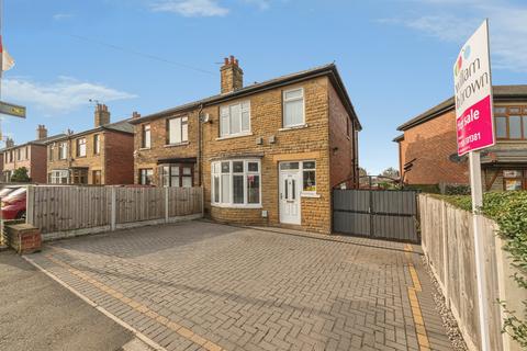 3 bedroom semi-detached house for sale, Leeds Road, Dewsbury