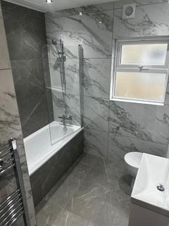 3 bedroom flat to rent, Harrow HA1