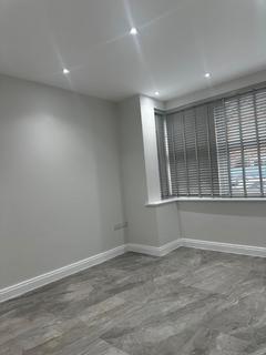 3 bedroom flat to rent, Harrow HA1