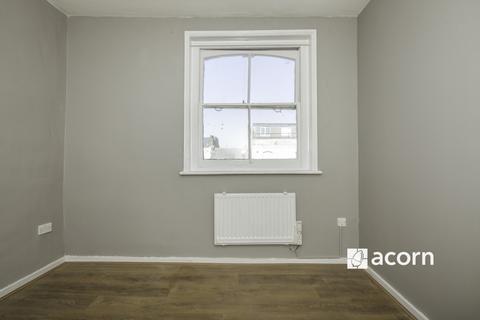 2 bedroom flat to rent, New Cross Road London SE14