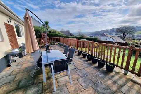 2 bedroom detached bungalow for sale, Hollies Road, Launceston