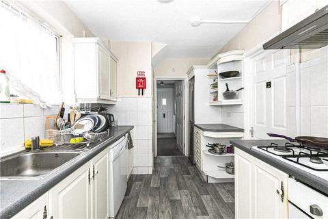 6 bedroom semi-detached house to rent, Beechtree Avenue, Englefield Green, Egham, Surrey, TW20