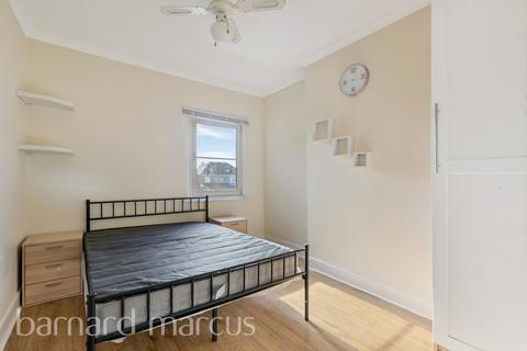undefined, Rossindel Road, HOUNSLOW