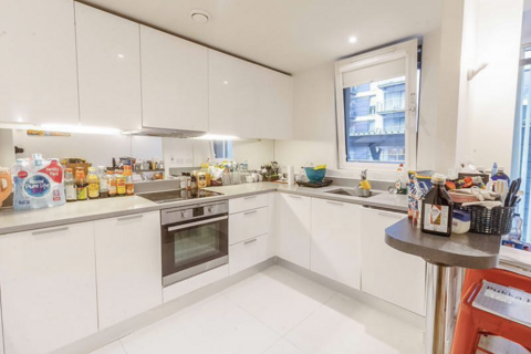 1 bedroom apartment to rent, Station Approach, Hayes UB3