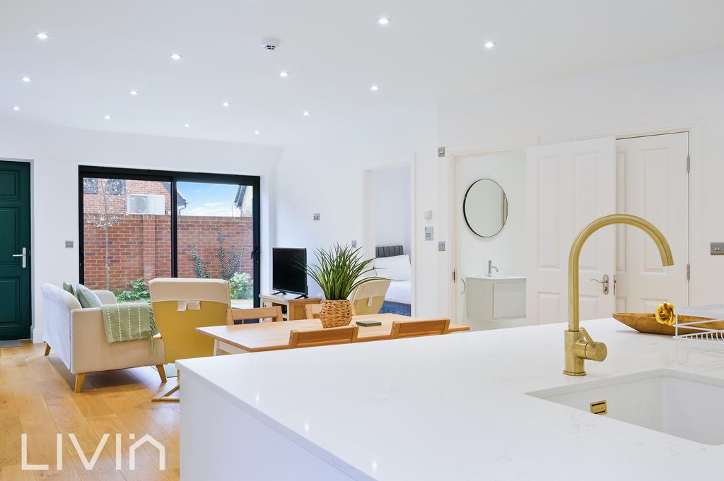 Maplehurst square, 4  (12)