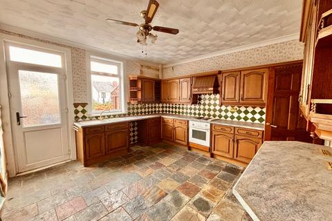 3 bedroom end of terrace house for sale, 16 Princess Road, Goldthorpe, Rotherham, South Yorkshire S63 9NP