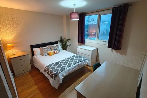 undefined, Woodbridge Lawn, Leeds LS6
