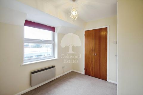 2 bedroom apartment to rent, High Street, Iver SL0