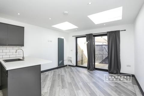 undefined, Lakes Road Keston BR2