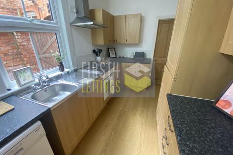 1 bedroom terraced house to rent, Lytton Road, Leicester LE2