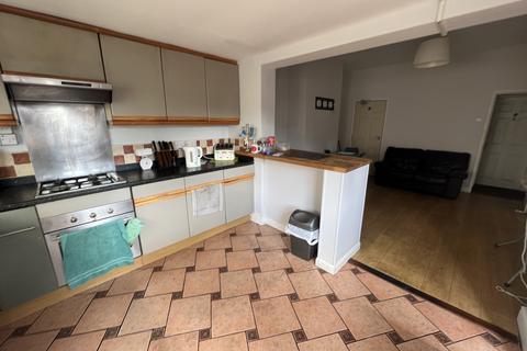 5 bedroom terraced house for sale, 41, West Street, Hemsworth, Pontefract WF9 4QN