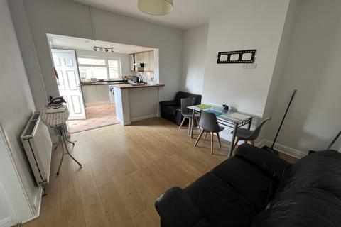 5 bedroom terraced house for sale, 41, West Street, Hemsworth, Pontefract WF9 4QN